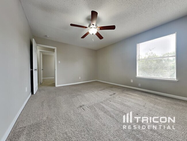 Building Photo - 7519 Lobera Dr