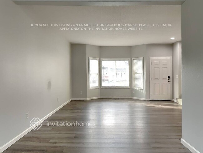 Building Photo - 3328 Kona St NE