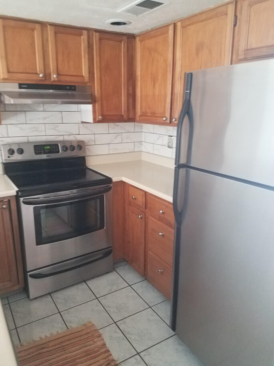 Kitchen - 3301 Monroe St NE