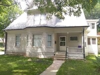 Building Photo - 2800 R St