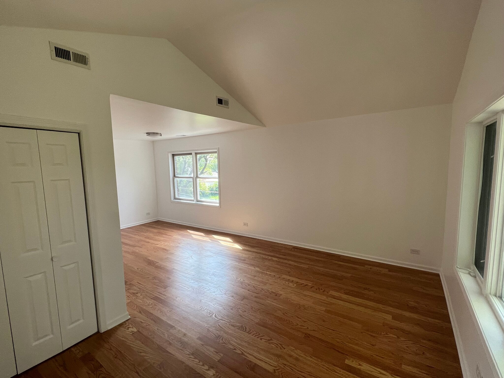 Living room - 2833 Auxplaines Ave