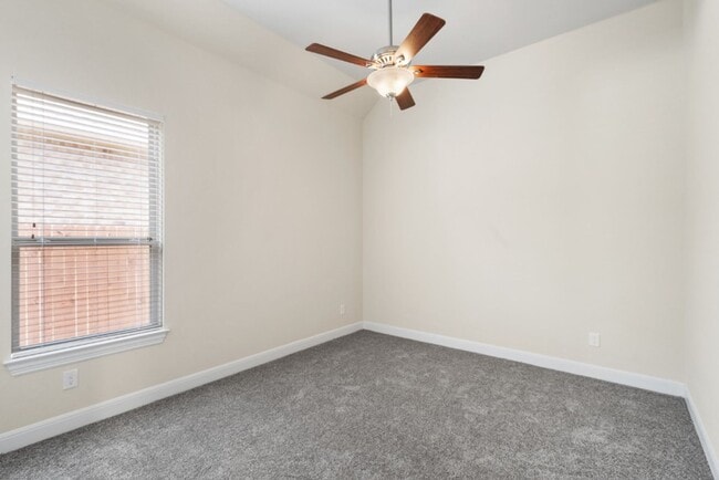 Building Photo - 432 Clear Springs Holw, Buda, Texas 78610