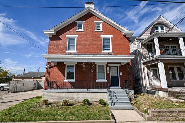 Primary Photo - 5107 Hunter Ave