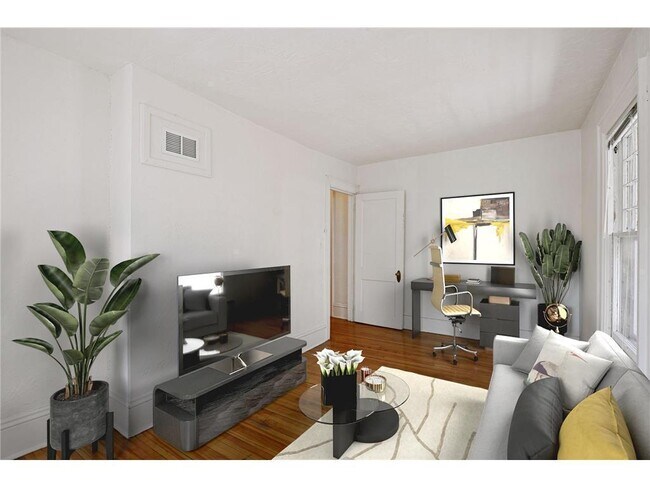 Building Photo - 1913 Emerson Ave S