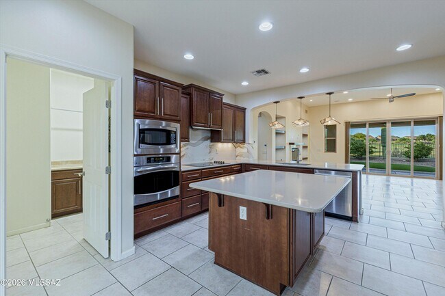 Building Photo - 31793 S Gulch Pass Rd