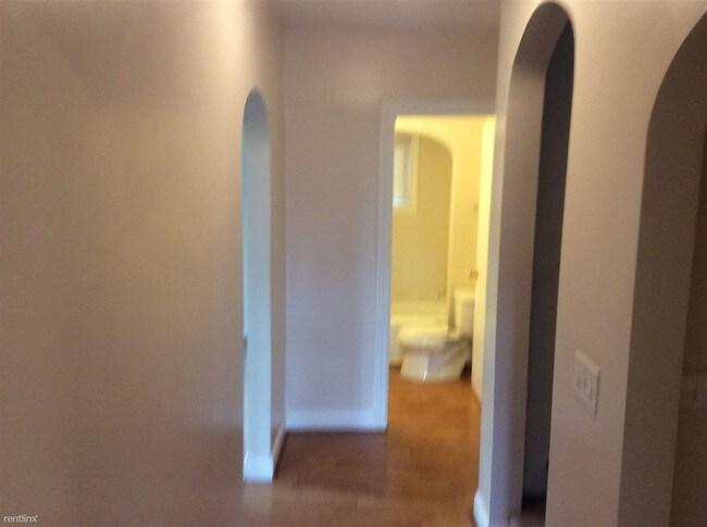 Building Photo - 4 br, 2 bath House - 826 S Gunnell Rd