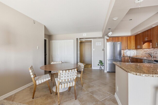 Building Photo - 2700 Atlantic Ave