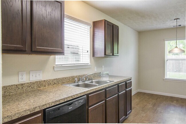 Building Photo - 911 Running Creek Court