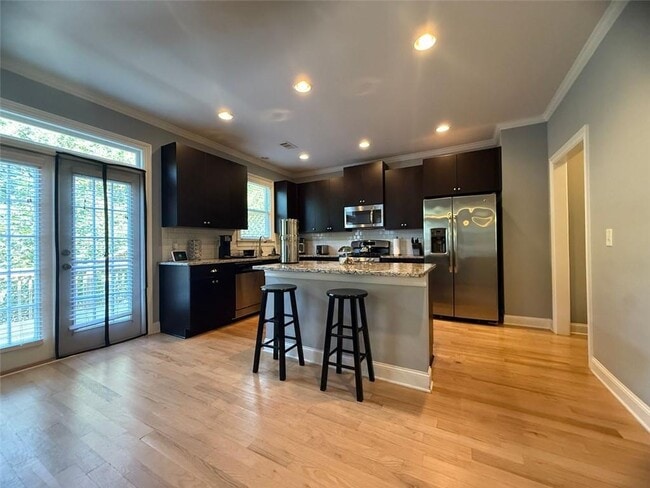 Building Photo - 1429 Dupont Commons Cir NW