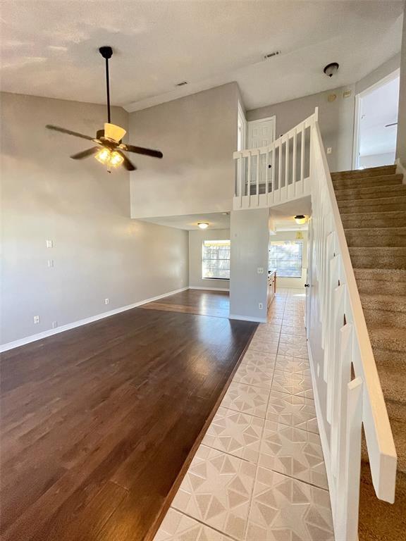 Building Photo - 1234 Crossfield Dr