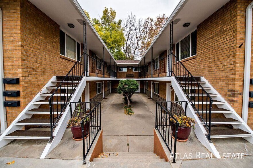 Building Photo - 27 Denver Way