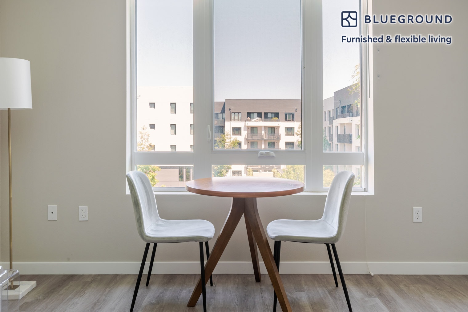 Building Photo - 3560 Rambla Pl