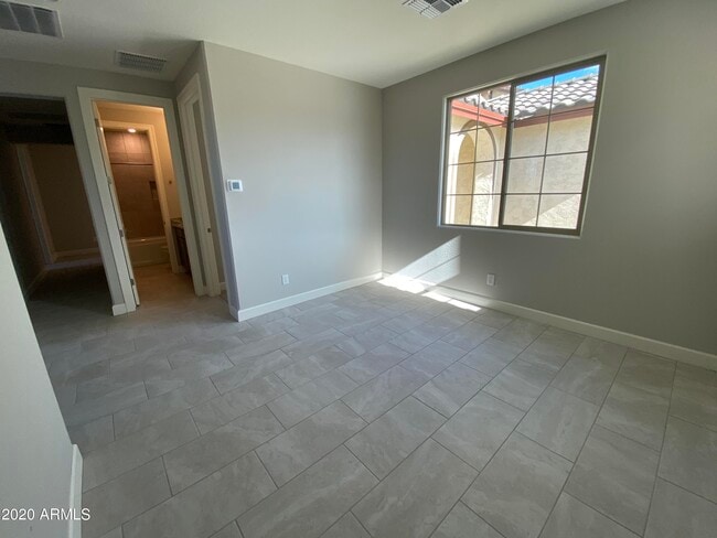 Building Photo - 18408 W Mountain Sky Ave