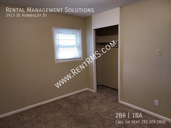 Building Photo - 3913 SE Humboldt St