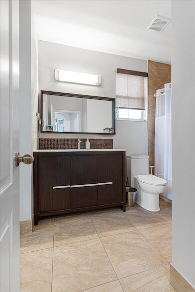 Building Photo - 2316 SW 127th Ave