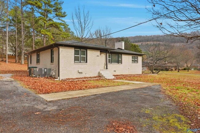 Building Photo - 1409 Blevins Gap Rd SE