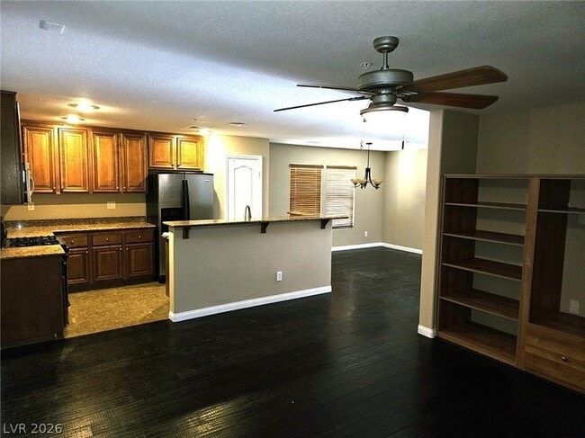 Building Photo - 1135 Paradise Vista Dr