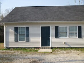Building Photo - 510 Haws Run Rd