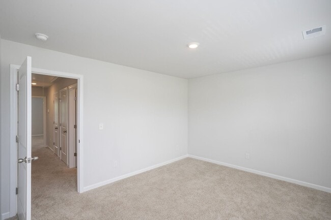 Building Photo - 2972 Mallard Dr