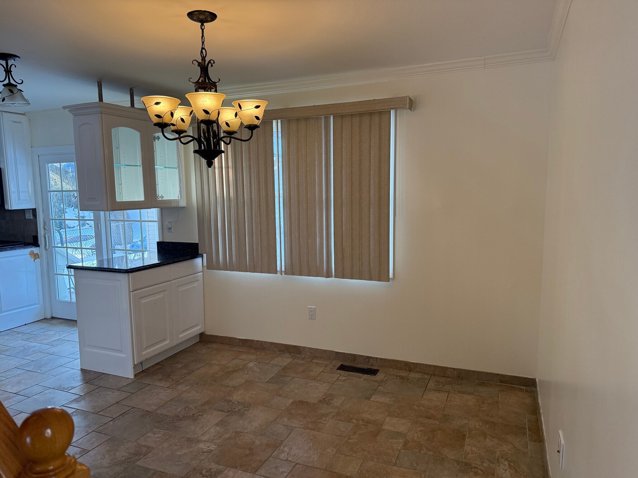 Building Photo - 284 Semton Blvd