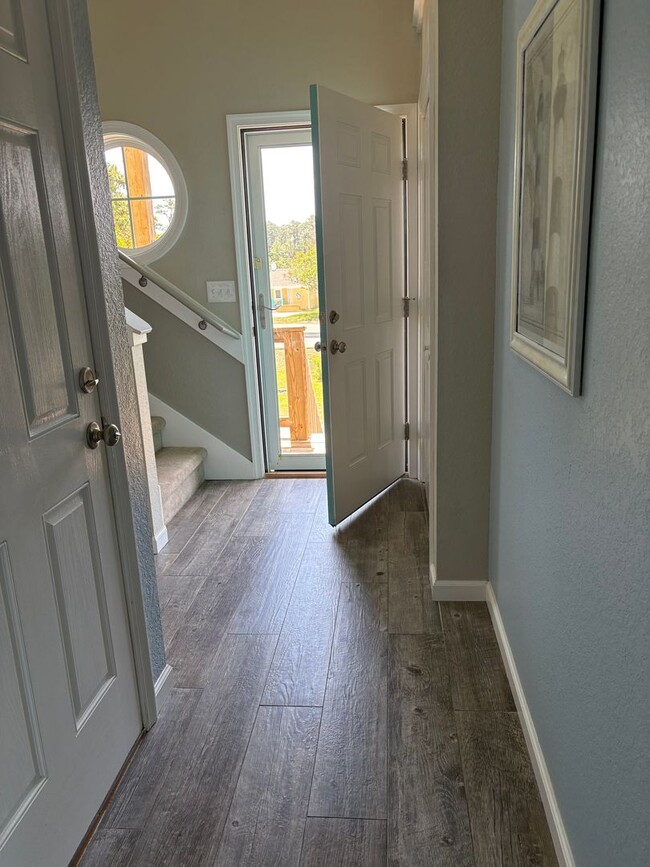 Building Photo - 3 Bedroom 3 Bath Home in Kill Devil Hills ...