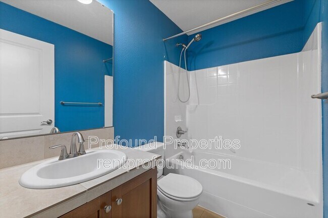 Building Photo - 13086 SW Aubergine Ter