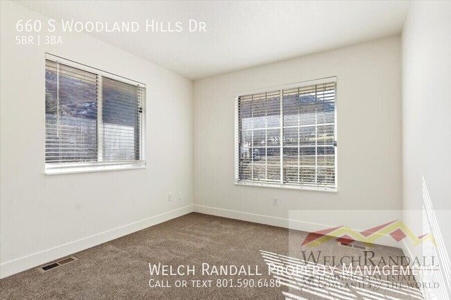 Building Photo - Spacious Single-Family Home in Woodland Hills