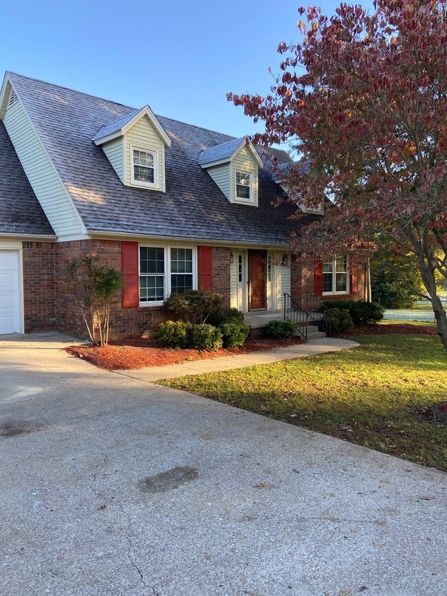 Building Photo - 2119 Grider Pond Rd