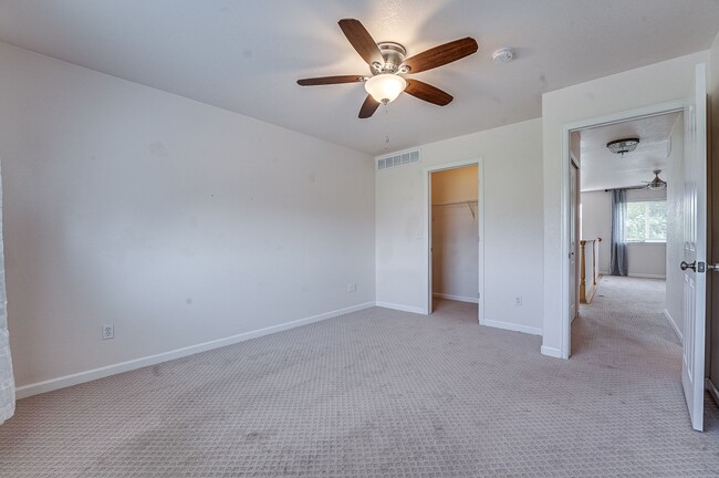 Building Photo - Elegant 3-Bedroom, 3-Bath Home in Prestigi...
