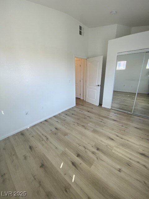 Building Photo - 2305 W Horizon Ridge Pkwy