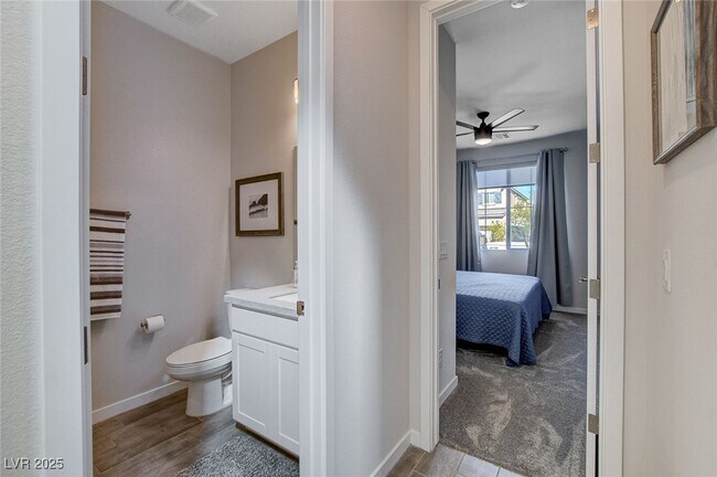 Building Photo - 871 Benning St