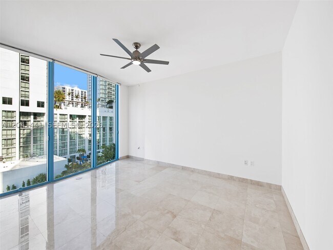 Building Photo - 333 Las Olas Way