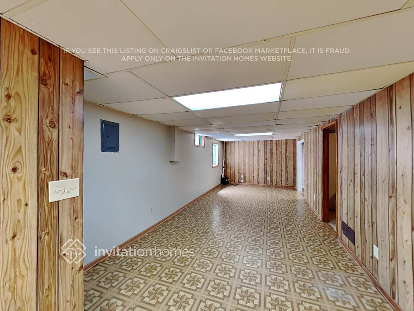 Building Photo - 671 Krenz Ave