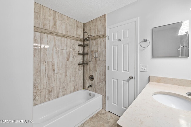 Building Photo - 7265 Argyle Corners Dr