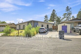Building Photo - 1811 N Meadow Lark Dr