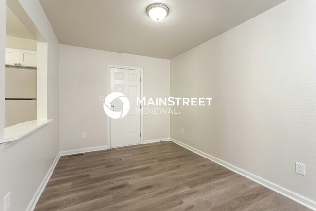 Building Photo - 326 Mountview Dr