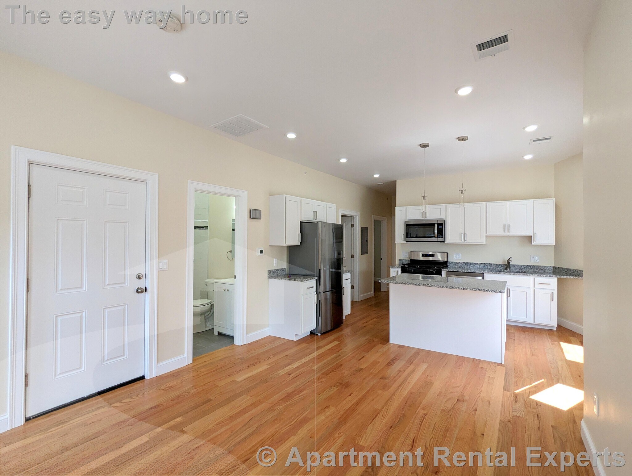 Building Photo - 2 Sacramento Pl