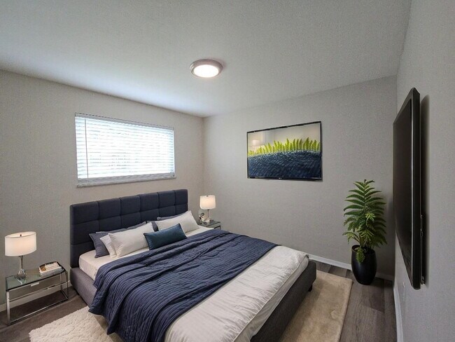 Building Photo - 1015 E Pearl St