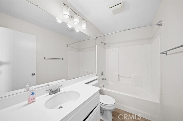 Building Photo - 15154 Biarritz St