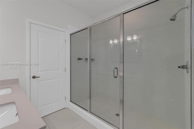 Building Photo - 19447 SW 124th Ave