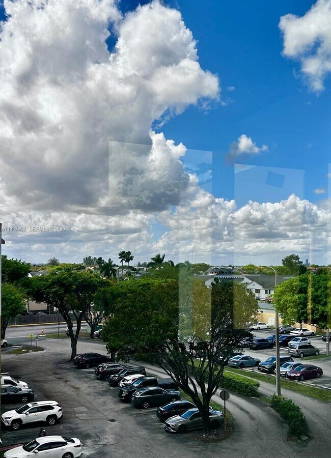 Building Photo - 11750 SW 18th St