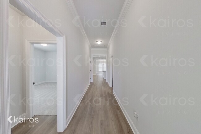 Building Photo - 103 Aubergine Ln.