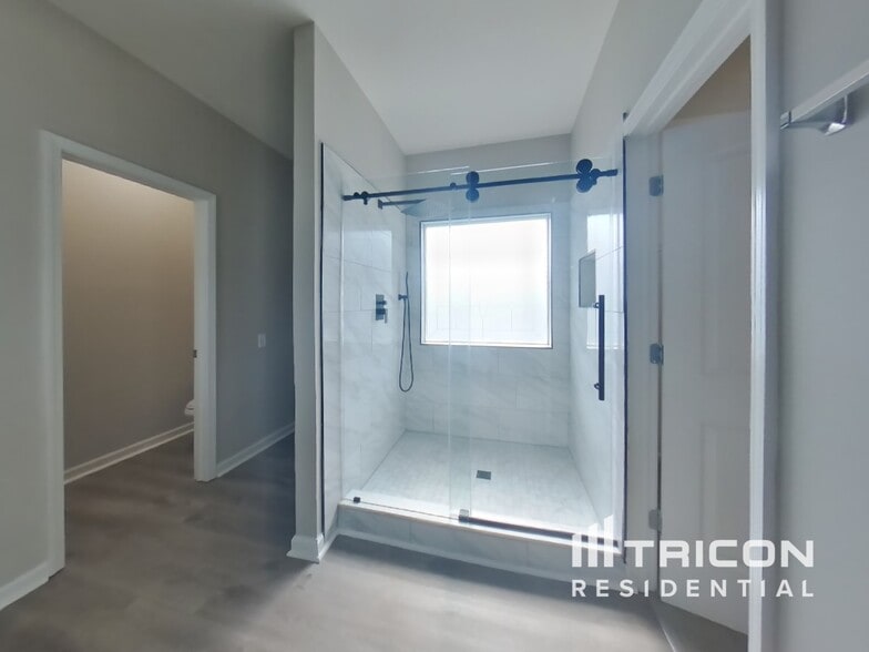 Building Photo - 91 Brooks Cir