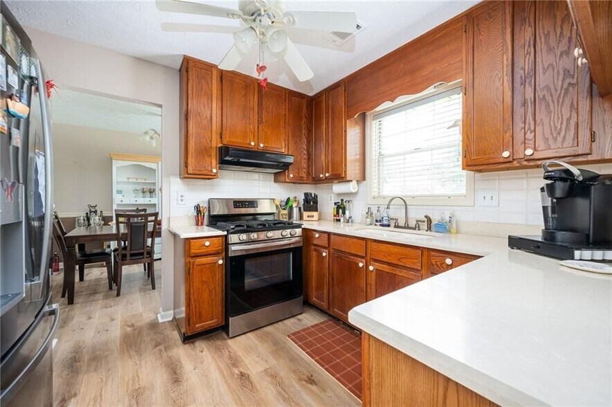 Building Photo - 4015 Paloverde Dr