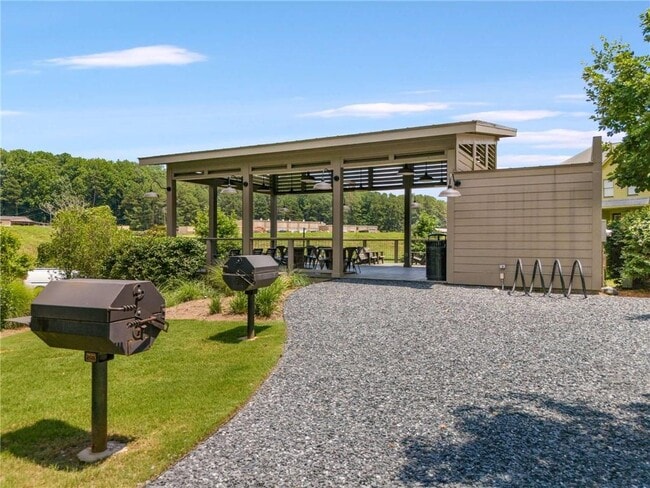 Building Photo - 752 Winton Way