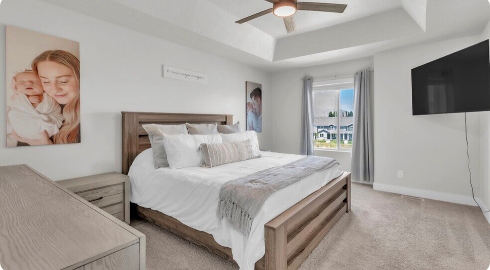 Master Bedroom - 45 E 970 N