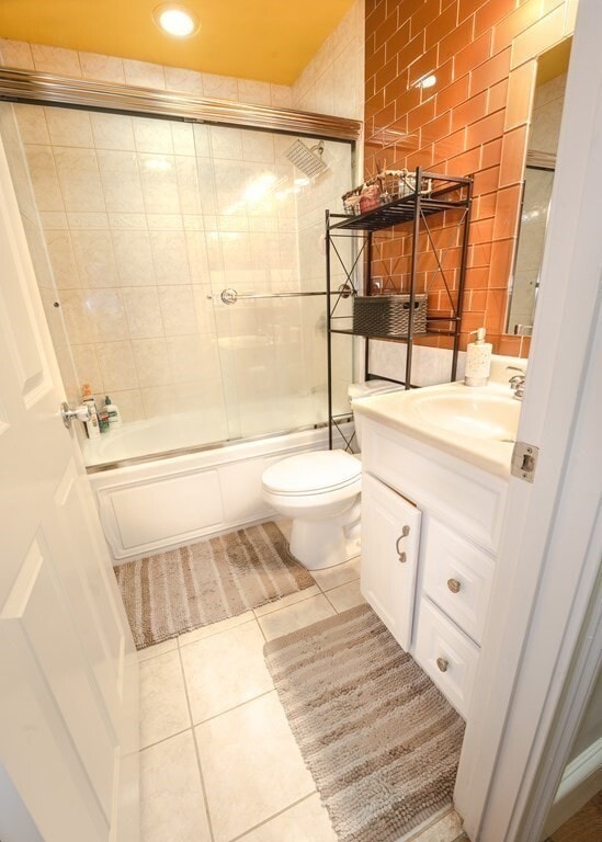 Building Photo - 15 Downer Ct