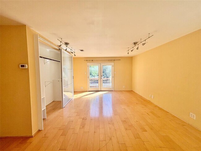 Building Photo - 3100 Wheeler St