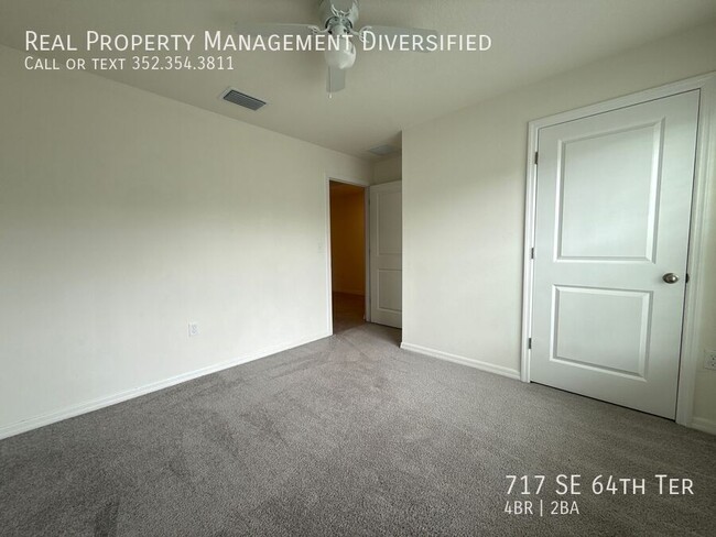 Building Photo - 717 SE 64th Terrace