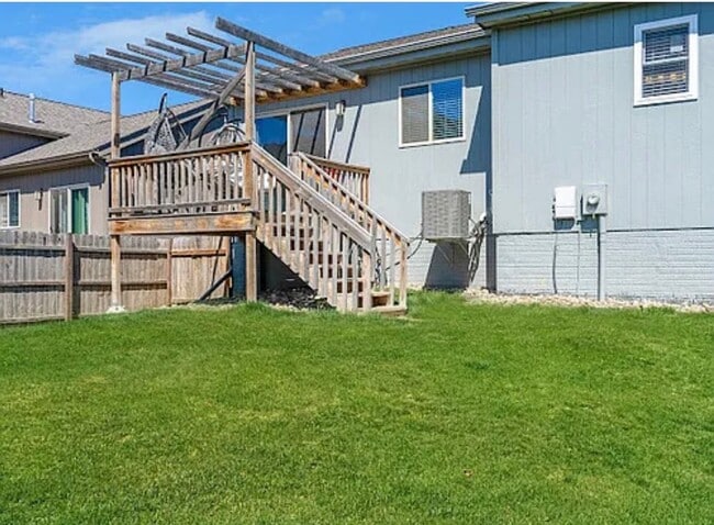 Building Photo - 7752 N 88th Ave